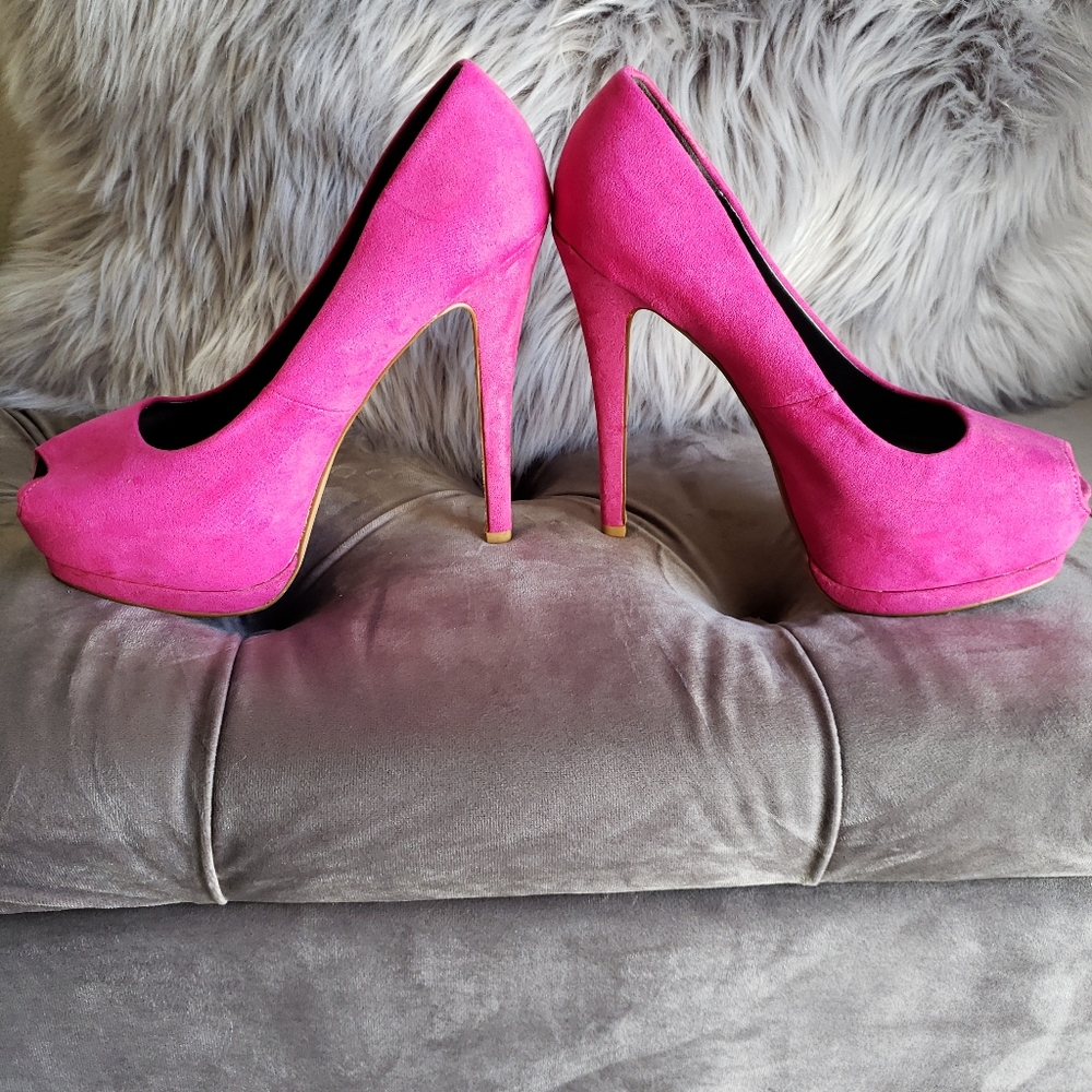Hot Pink Heels